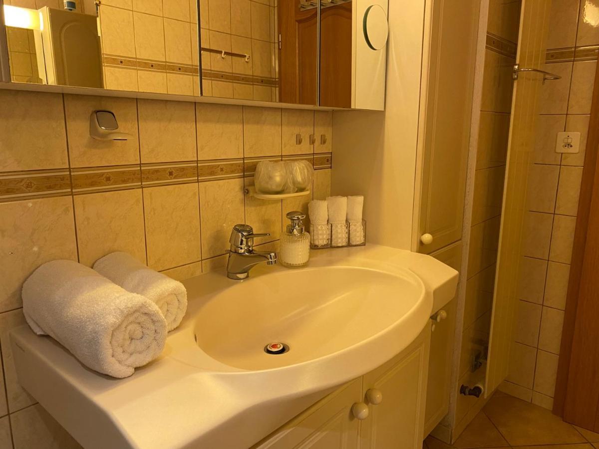 Appartement 3 Lys Сен-Луи Екстериор снимка